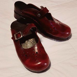 Dansko mary janes